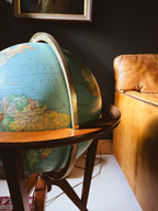 Rand McNally Illuminated Globe
