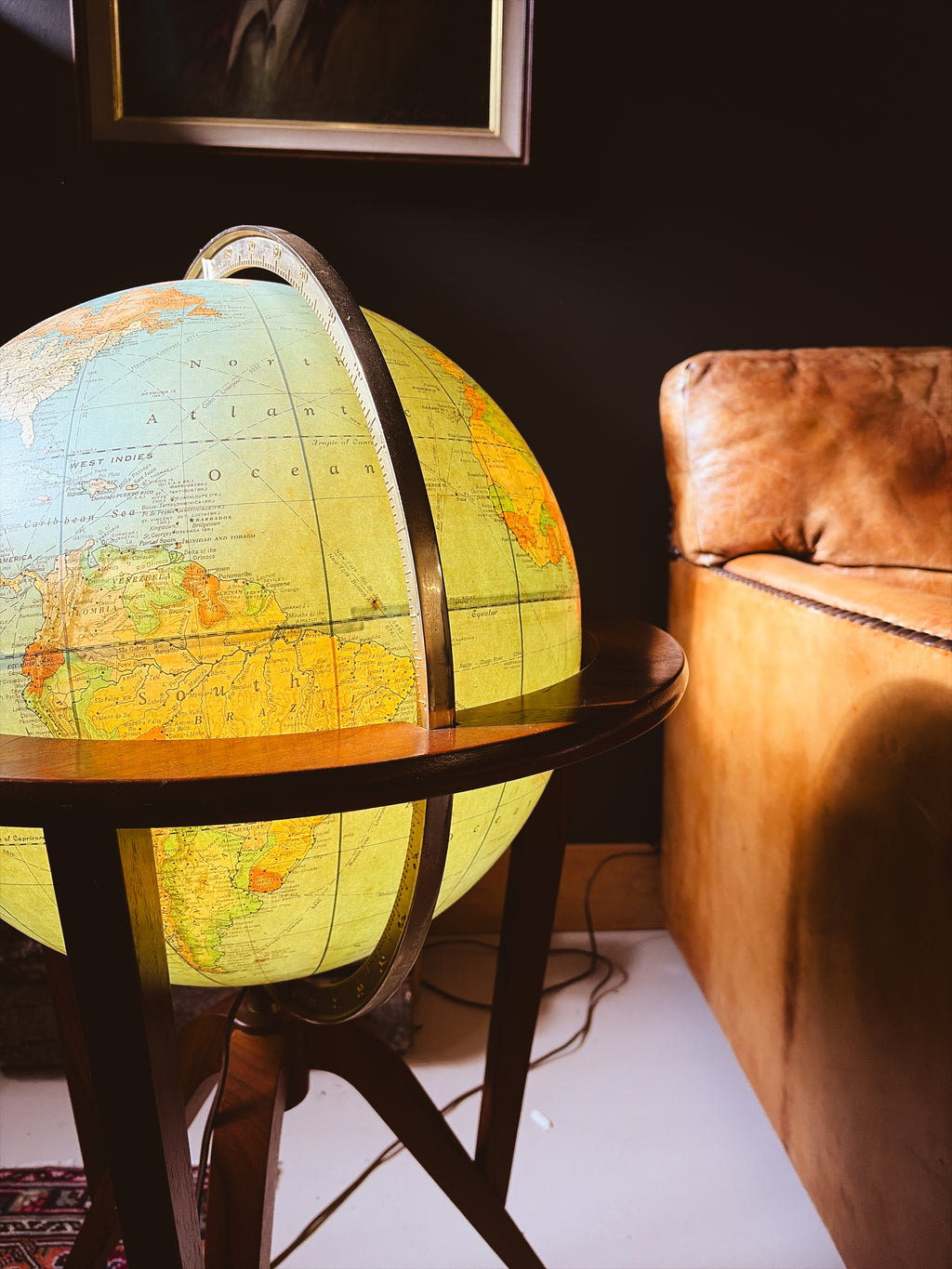 Rand McNally Illuminated Globe